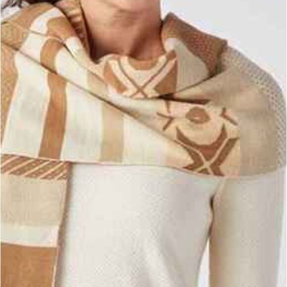 Scandanvian knit scarf neutrals by Duluth trading co. NWT🏷 soft!! - Picture 3 of 11